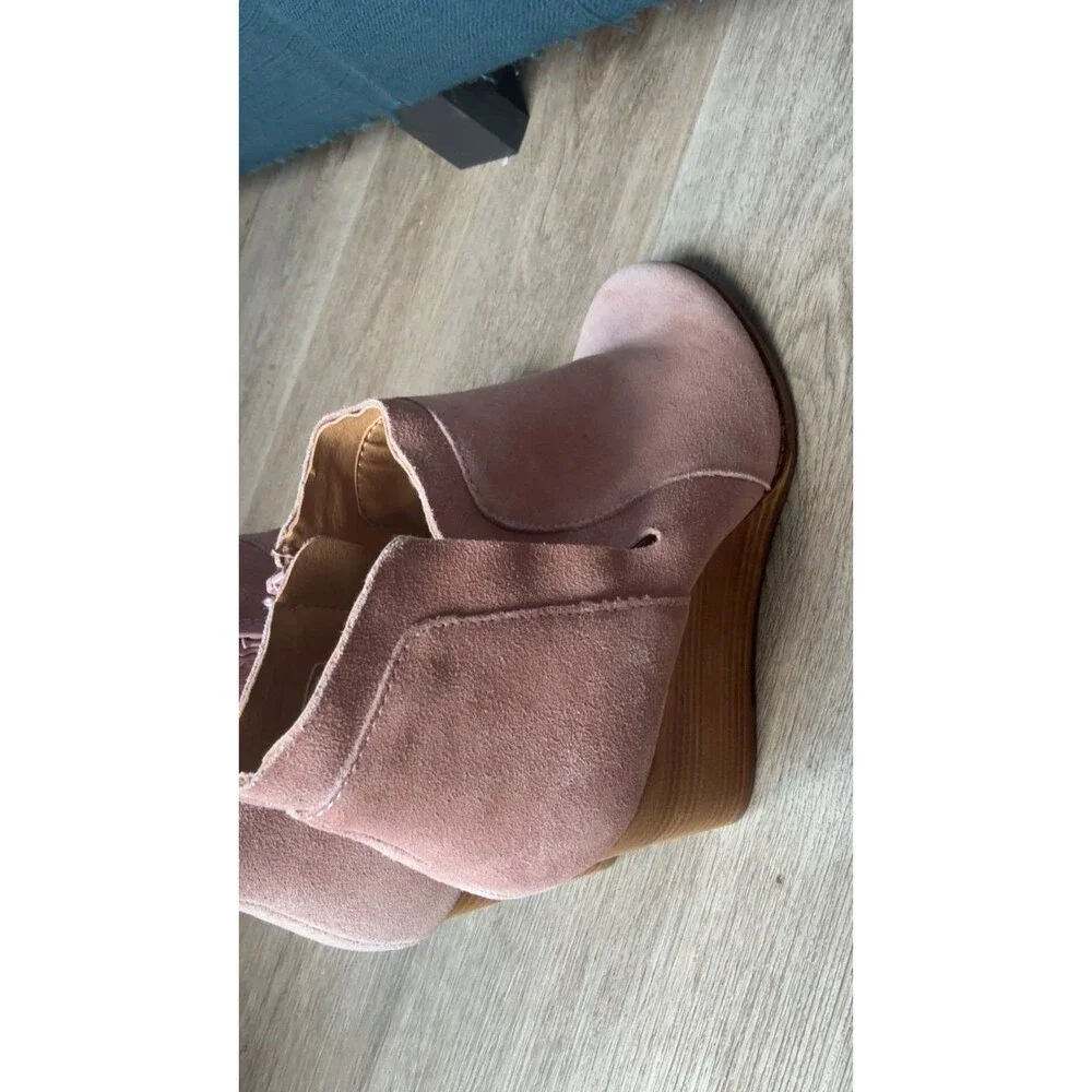 Pink Suede Ankle Boots with Zipper